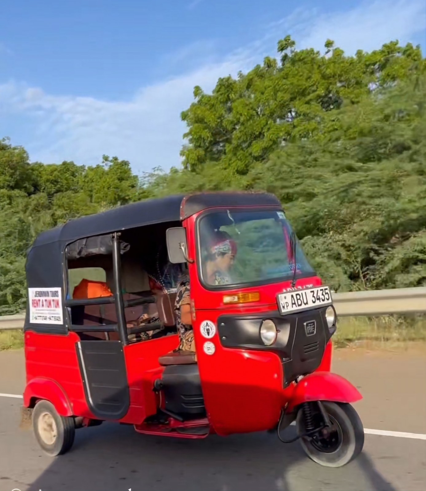 Tuk-tuk, Sri Lanka